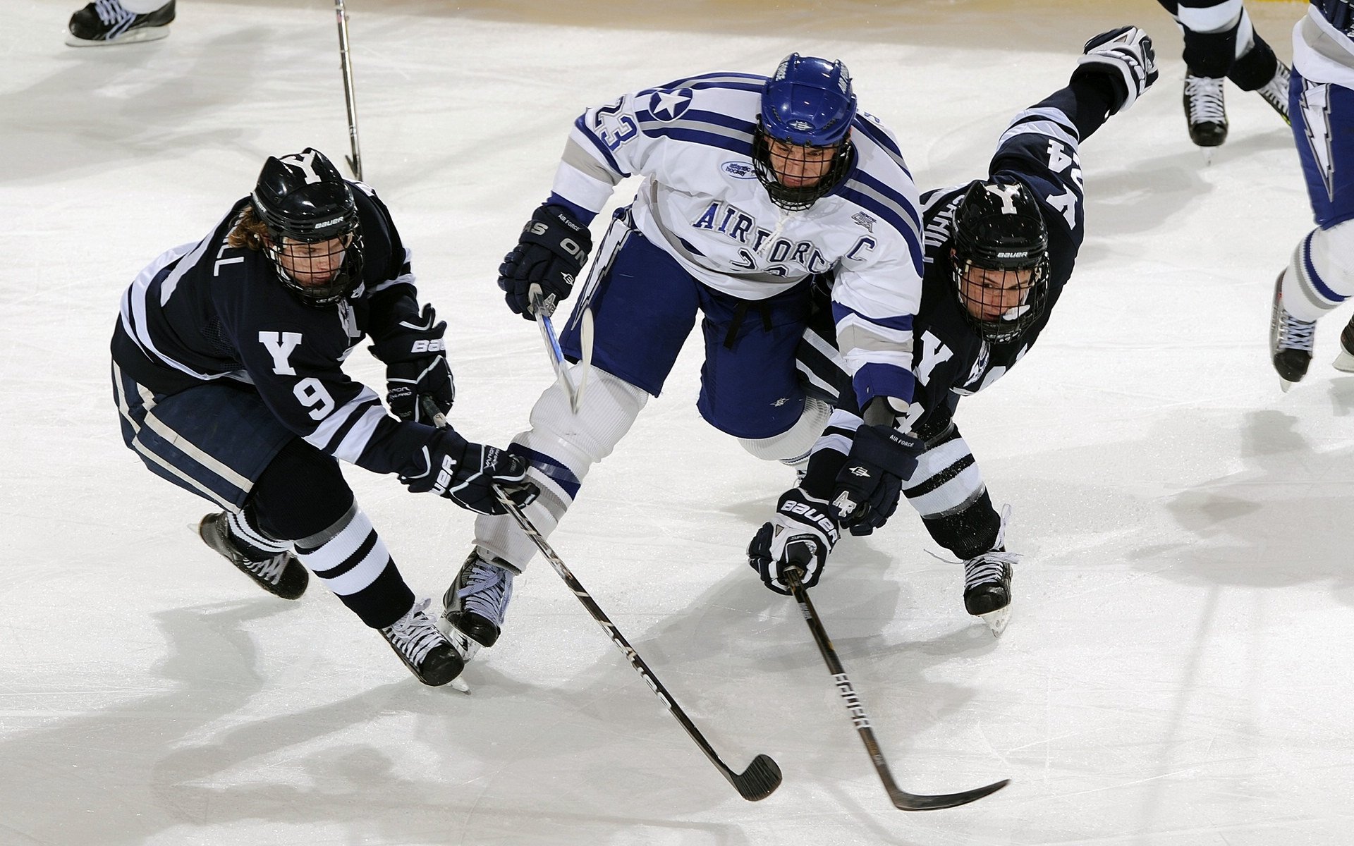 《绝地求生》赛事观众职业分布：学生、白领与自由职业者的电竞参与